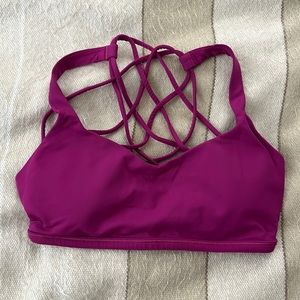 Lululemon sports bra